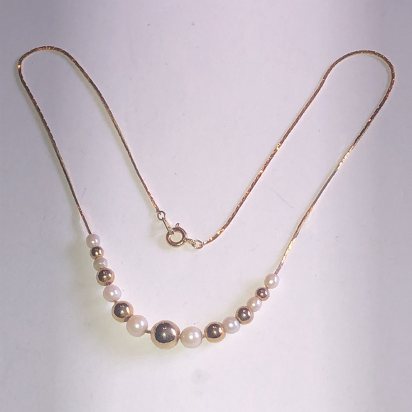 Vintage Gold Tone Faux Pearl Dainty Beaded Retro Necklace - Picture 2 of 5